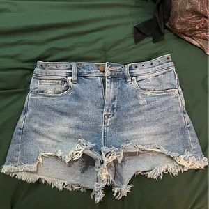 High waisted jean shorts with waist detail